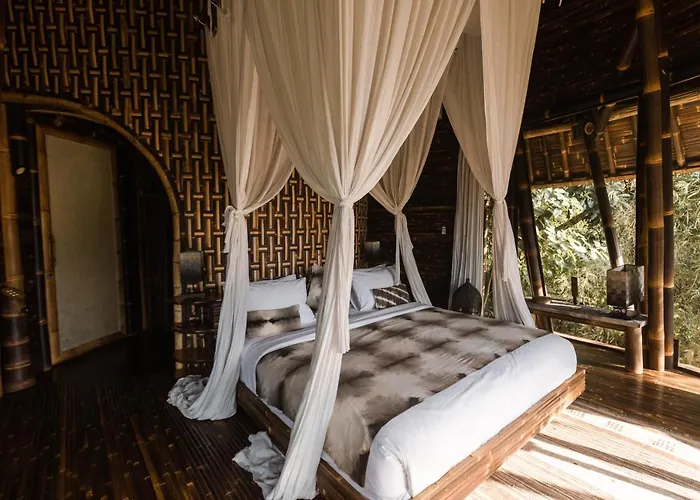 Villa Ananda House 3bds Eco Bamboo House Pool River View