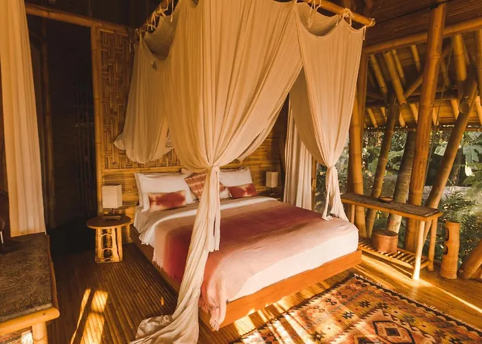 Ananda House 3bds Eco Bamboo House Pool River View Villa